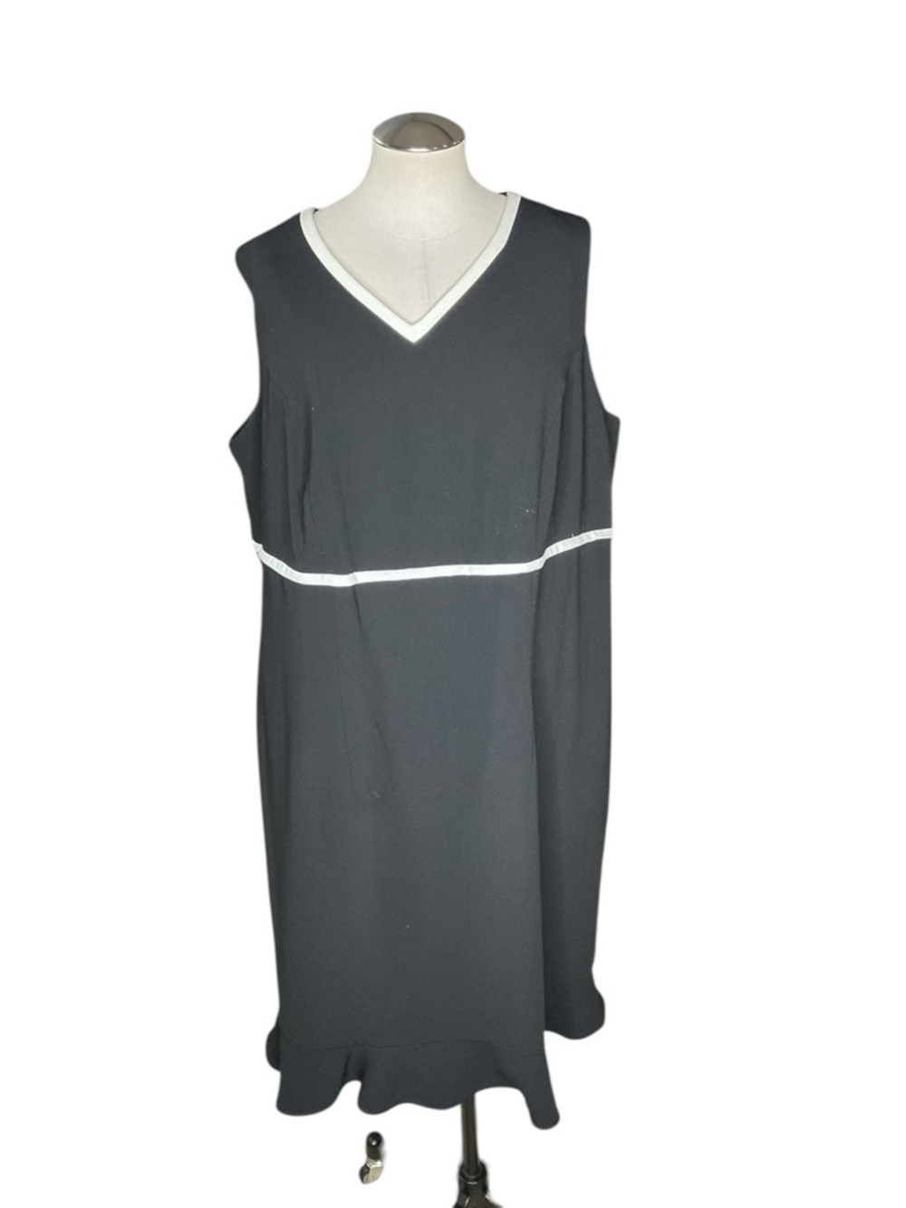 Sag Harbor 2 Piece Dress Suit 18W NWT Black White Trim Office Career Set - Picture 4 of 13